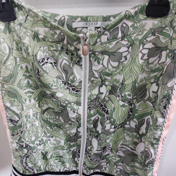 GUESS Womens Snake In The Garden Scuffy Reese Skirt Size 6 Silky Smooth Cute - Picture 5 of 10